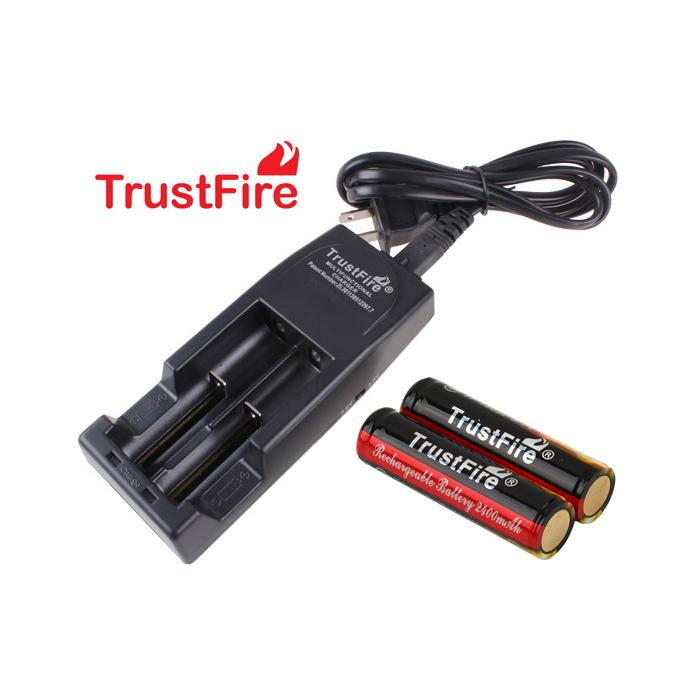 TRUST-FIRE BATTERY CHARGER + 18650 BATTERY